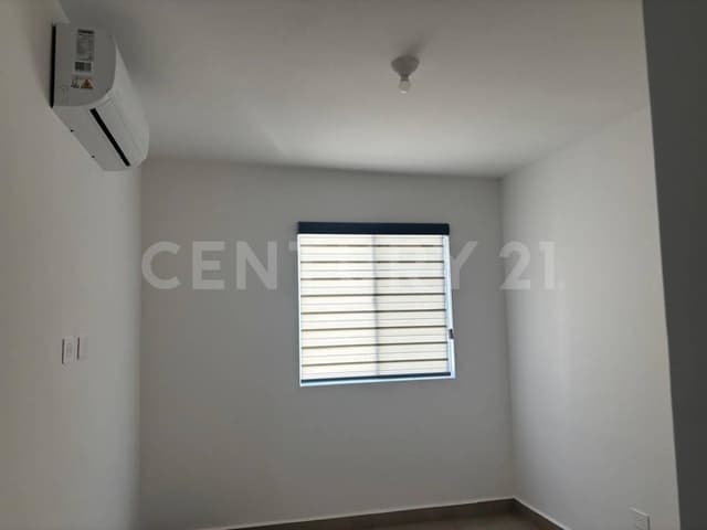 CASA EN RENTA EN APODACA