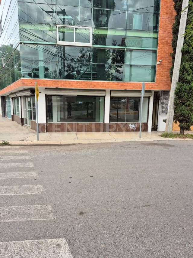 LOCAL COMERCIAL EN SANTA RITA EN ESQUINA