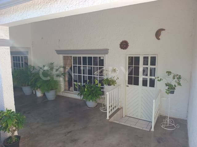 SE VENDE CASA EN LA COLONIA SALVADOR ALVARADO CULIACAN SINALOA