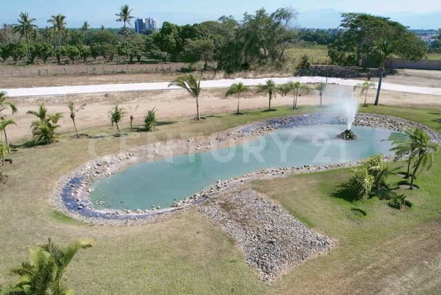 Elegante Casa de 3 Recámaras con Patio Privado