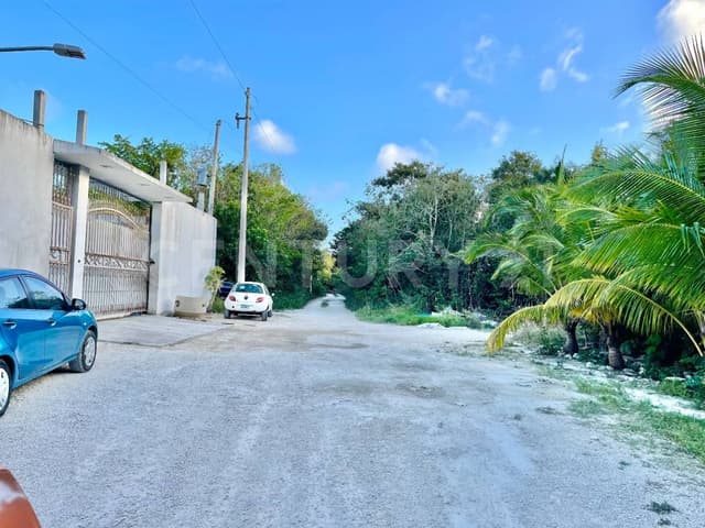 TERRENO EN VENTA EN CERCA AV. HUAYACAN EN ALAMOS 2 EN CANCÚN