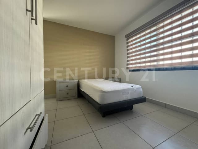 Hermosa Casa Amueblada En Renta, Riscos III Zakia