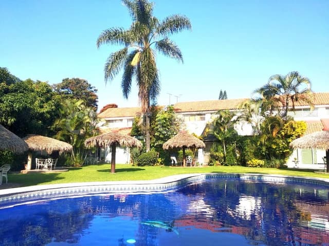 CASA EN VENTA EN JARDINES DE CUERNAVACA, MORELOS