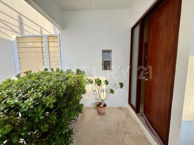 CASA EN FRACCIONAMIENTO BALI I PLAYA DEL CARMEN CON CASA CLUB