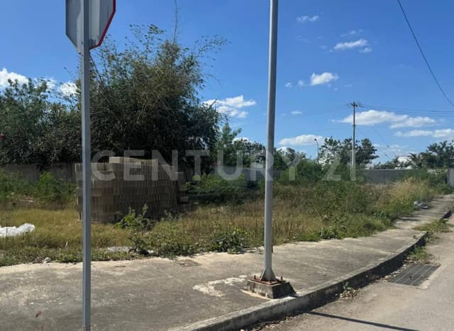 Terreno en Venta en Chichi Suárez, Mérida, Yucatán