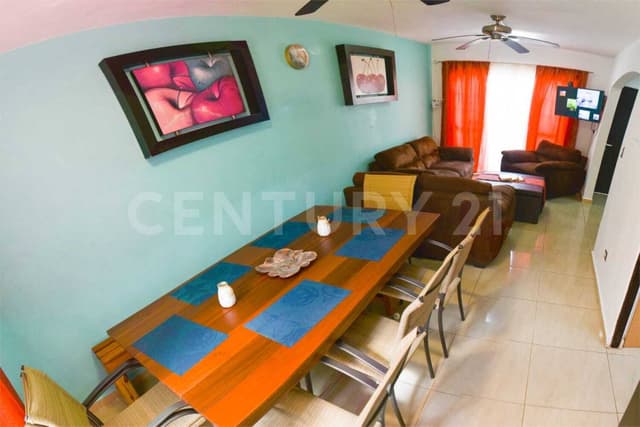 CASA EN VENTA EN PORTO BELLO EN CANCÚN