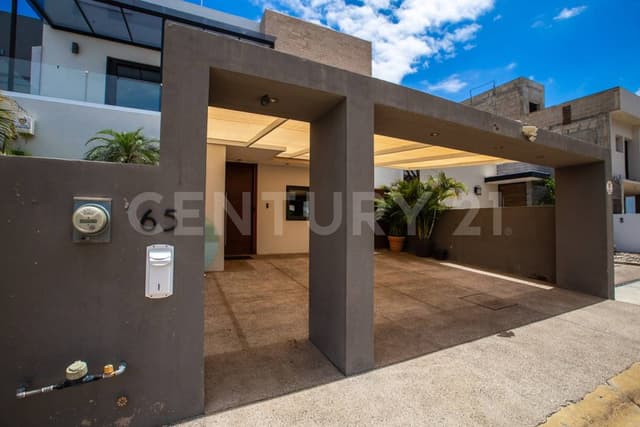 Rinconada de Banderas, Casa 65