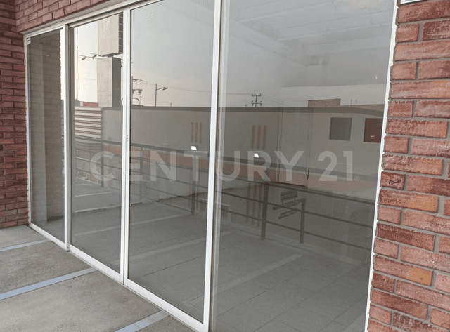 Local Comercial en renta dentro de Plaza Totoltepec Local 31