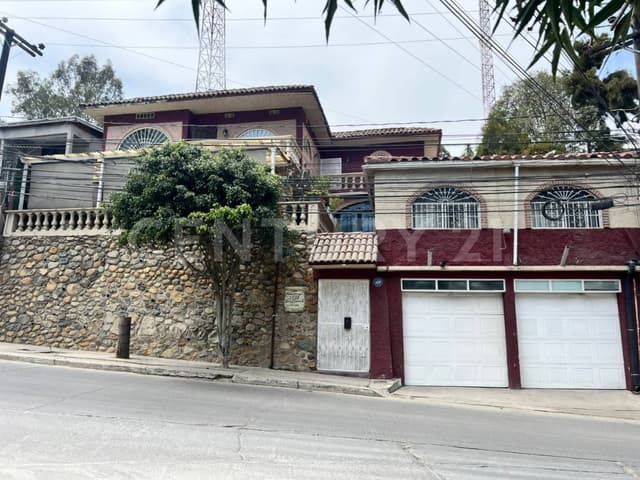RCV-1464 Casa en Venta, 5 Recámaras en Col. Lázaro Cárdenas, Tijuana, B.C.