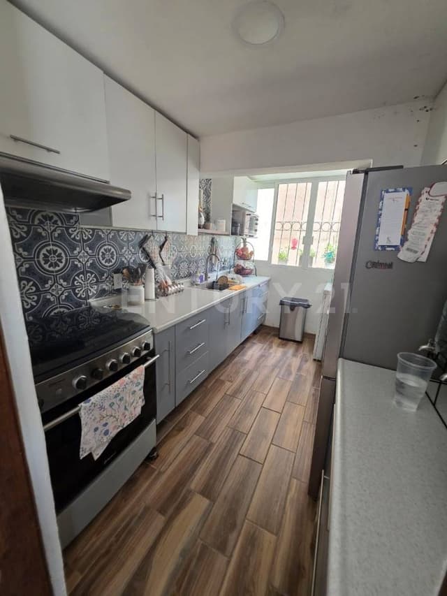 Departamento En Venta En Jardines Alcalde, Guadalajara.