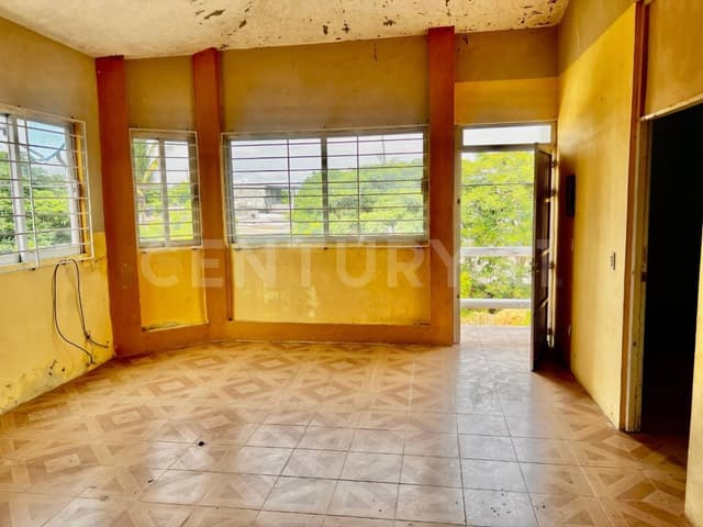 SE VENDE CASA DOS PLANTAS EN ESQUINA 5 RECAMARAS