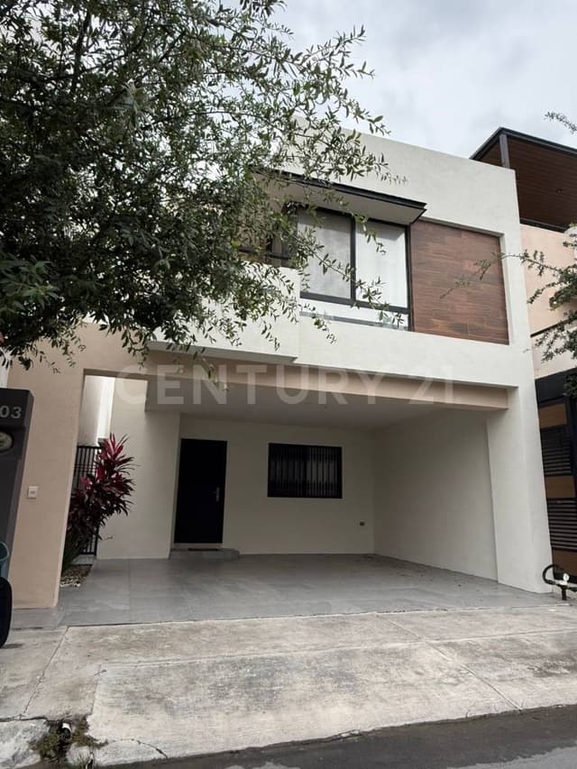 Casa en RENTA Altabrisa Premier