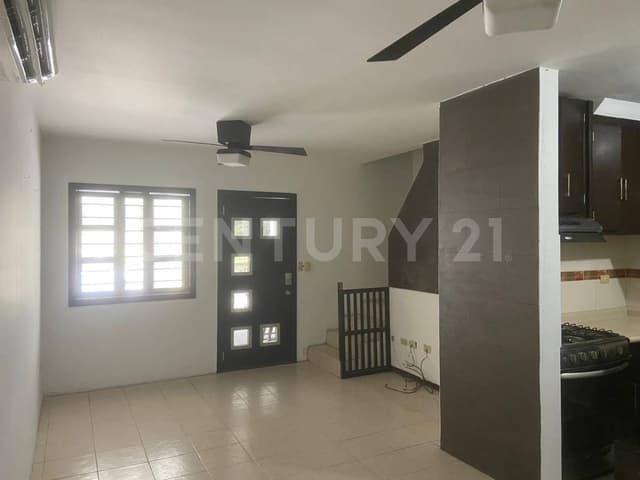 Casa en Venta en Hacienda del Carmen, Apodaca, N.L.