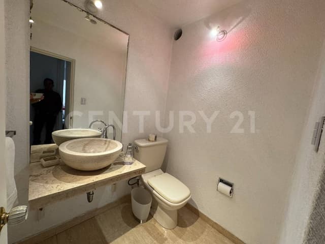 CASA CON JARDIN EN VENTA TLALPAN CENTRO