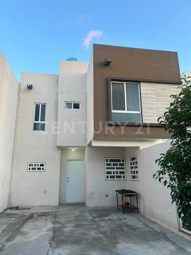 VENTA CASA EN VALLE DE LOS ALMENDROS SALTILLO