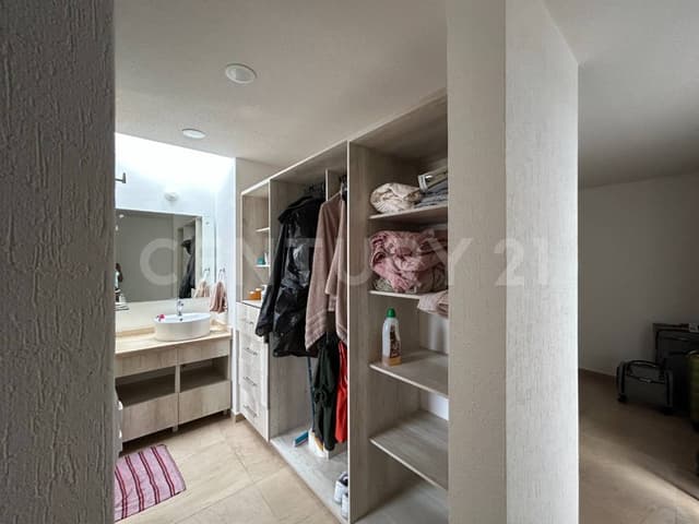 Casa AMLUEBLADA en RENTA ZAKIA