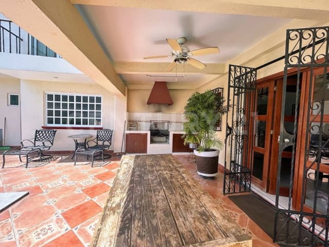 casa en zona dorada Vista hermosa Cuernavaca