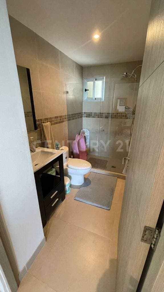 Departamento amueblado en Venta en Malecon Americas C3885