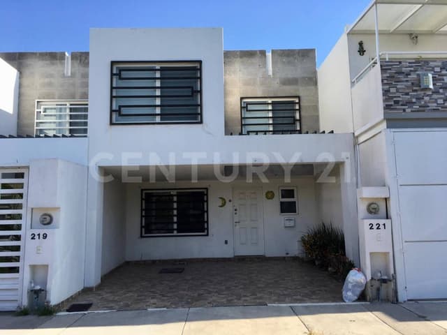 Renta de casa en Residencial Tres Cantos