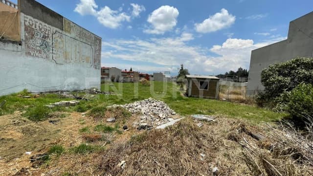 Terreno en Venta en Av. Tecnologico en Metepec