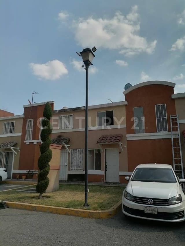 Venta Casa Duplex en Real del Cid, Ojo de Agua, Tecámac