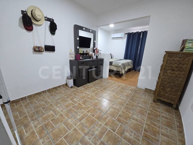 CASA EN VENTA EN RESIDENCIAL HACIENDA