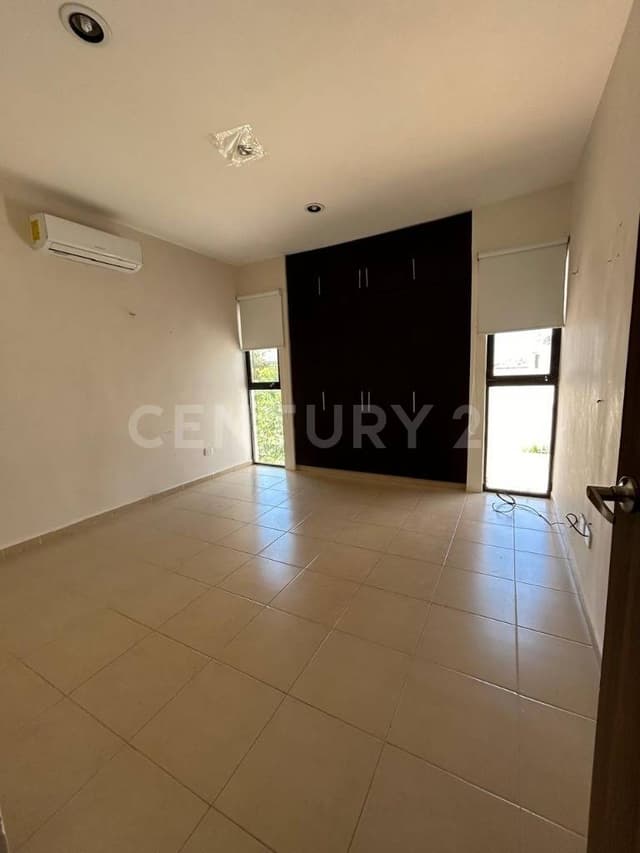 Casa en venta Fraccionamiento Solana Residencial, Tixcacal, Opichén, Mérida