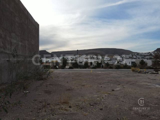 TERRENO EN VENTA EN FRACCIONAMIENTO BOSQUE REAL CHIHUAHUA, CHIH.