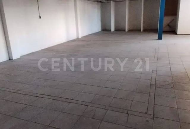 SE RENTA LOCAL SOBRE V CARRANZA EN SALTILLO