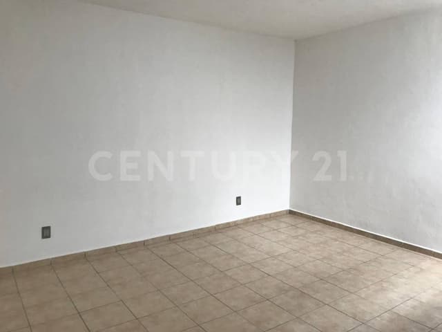 Edificio Productivo En Venta En La Colonia Las Torres (Mercado De Abastos).