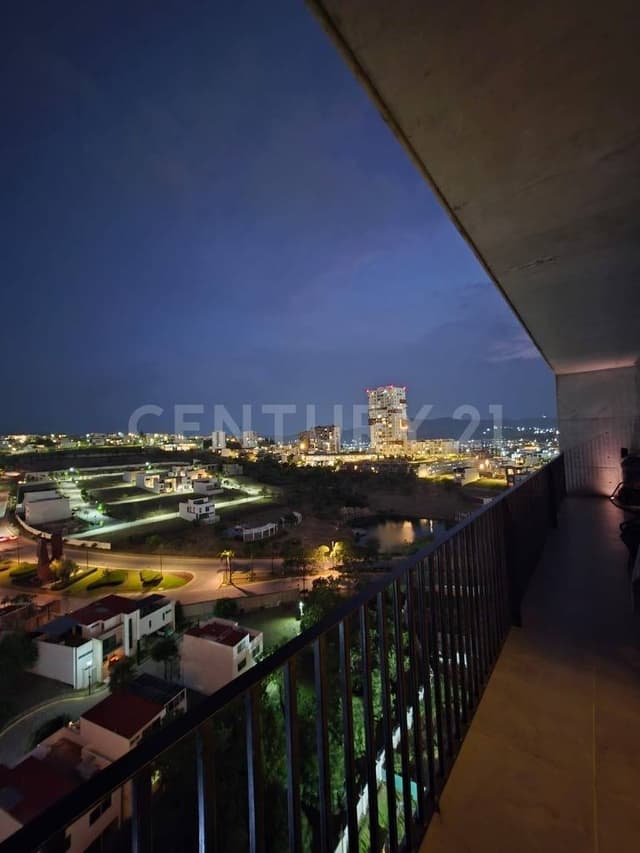 Venta de amplio departamento - vista al lago cascatta