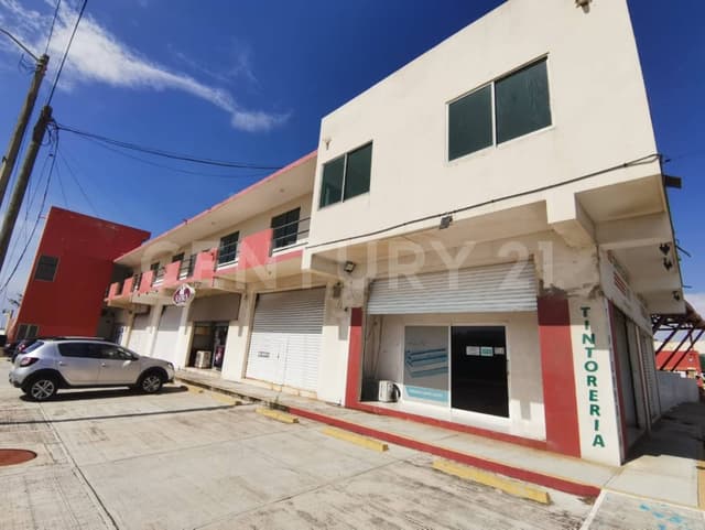 LOCAL COMERCIAL EN RENTA, Av. Las Palmas, Coatzacoalcos.