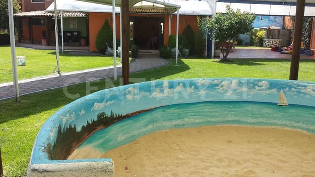 Inmueble productivo de usos multiples en Toluca, Estado de Mexico