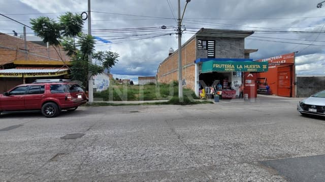 Terreno comercial en Renta