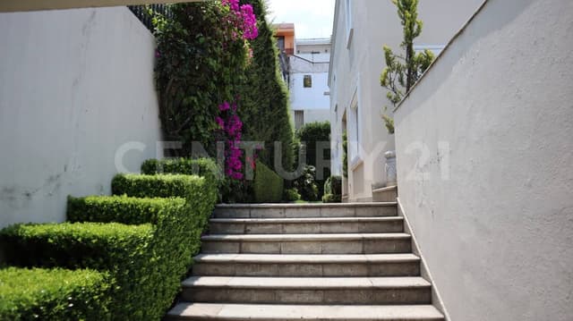 Casa en venta en Paseo de las Lomas, Álvaro Obregón, CDMX