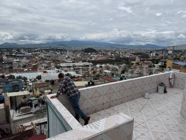 CASA EN VENTA EN TOLUCA, CON VISTA ESPECTACULAR ¡LISTA PARA HABITAR!