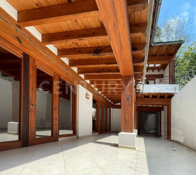 CASA SOLA EN VENTA OTUMBA, VISTA AL LAGO LEJANA, VALLE DE BRAVO