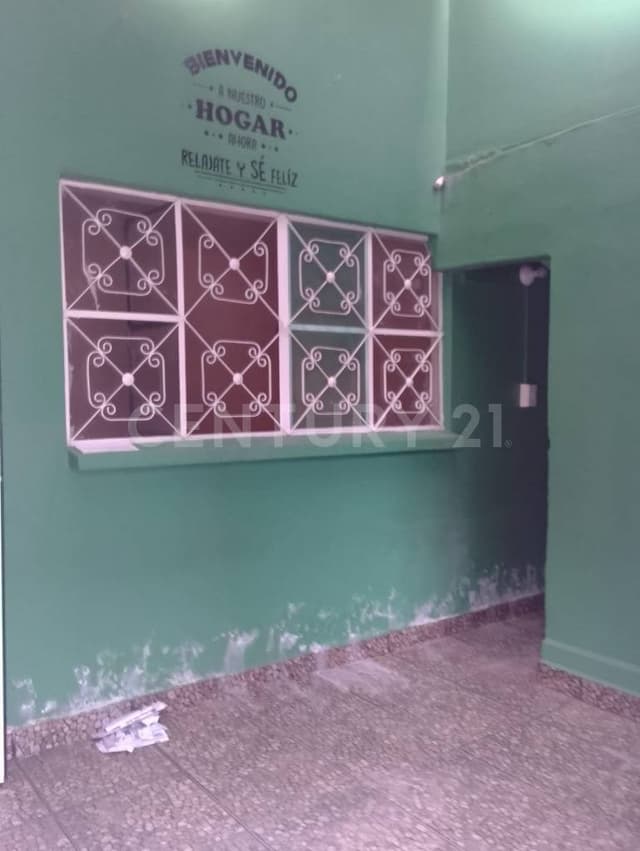 Casa en 2 niveles en Jardines de Santa Clara, Ecatepec