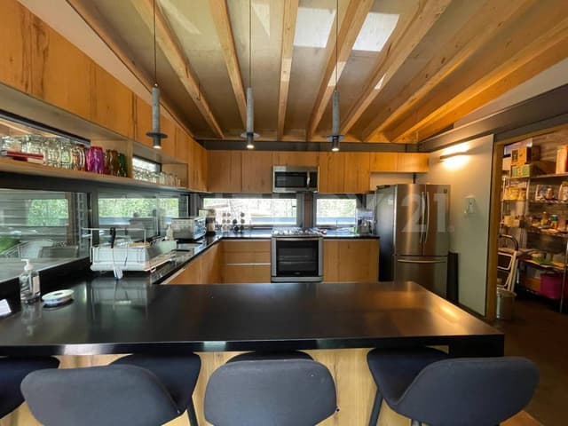 CASA EN EL BOSQUE AVÁNDARO, VALLE DE BRAVO