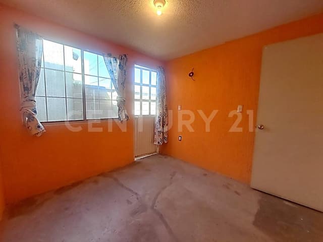 CASA EN VENTA - LAGUNA DE ZUMPANGO, VILLAS DE LA LAGUNA, ZUMPANGO, EDO MÉX.