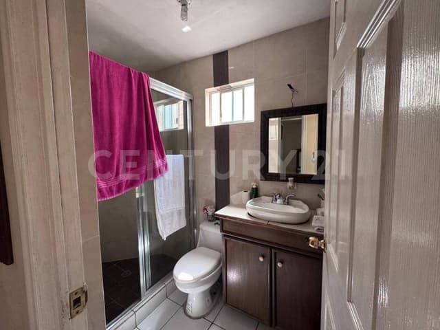 CASA EN VENTA en Villas de Cortez, Los Mochis, Sinaloa.