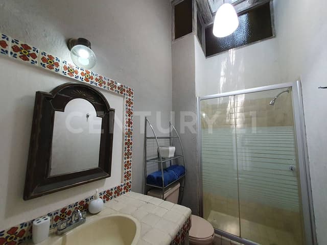 CASA EN VENTA CERCA DEL CENTRO DE VALLE DE BRAVO