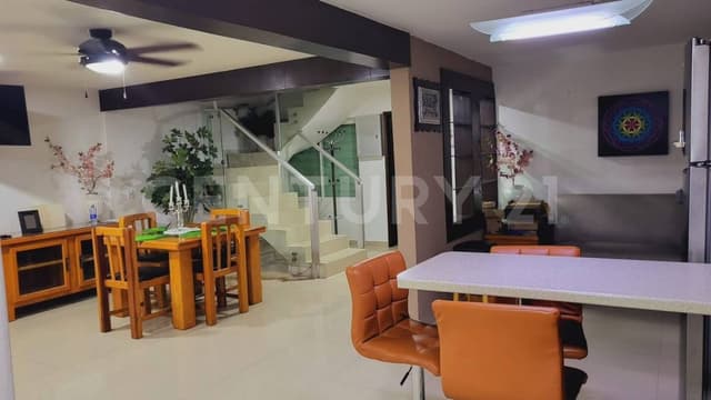 Casa en venta, Col. Jardines de la Cruz, Guadalajara, Jal.