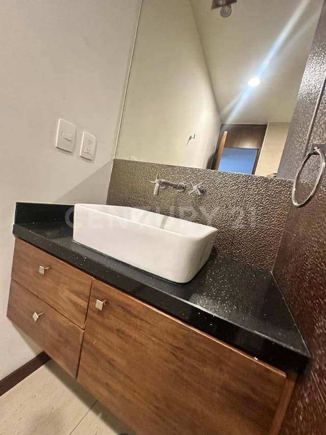 DEPARTAMENTO EN VENTA EN SAN FELIPE DEL AGUA