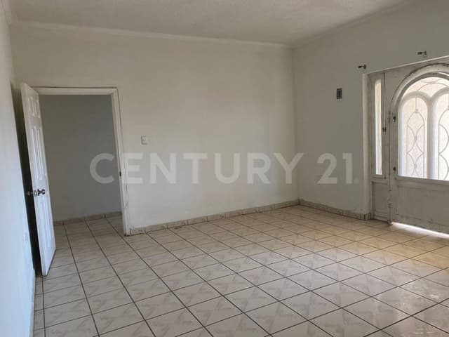 CASA EN VENTA COL. PENSIONES CIVILES C.P. 31501 EN CD. CUAUHTEMOC, CHIHUAHUA.