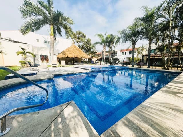 Casa en venta a estrenar, en Puerto Vallarta, frente a la Terminal Maritima