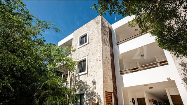 PENTHOUSE DE LUJO CON LOCK-OFF, ROOFTOP Y VISTA AL MAR – AKUMAL CHIC, SIRENIS