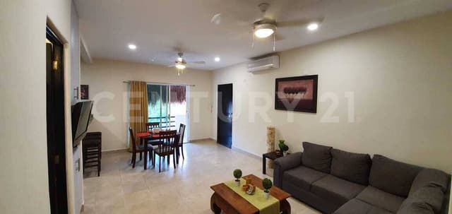 Departamento en Venta: 2 Recámaras en Playa del Carmen Centro