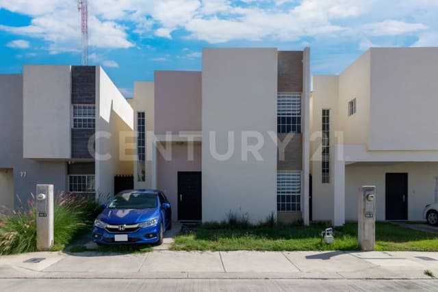 CASA EN VENTA CATANIA RESIDENCIAL