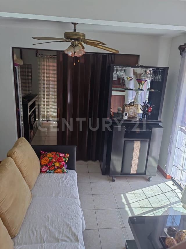 SE VENDE CASA HABITACION EN PUEBLO NUEVO